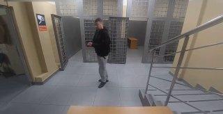 «Я член правительства»: в Нижнем Новгороде пьяный мужчина, похожий на регионального министра туризма, устроил скандал на вокзале