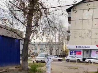 Обстановка в Иркутске: на улицах города заметили людей в защитных костюмах
