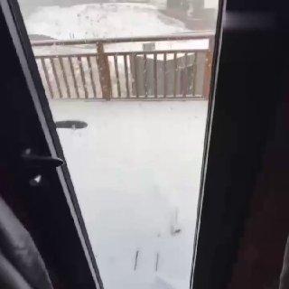 Зима пришла сразу в несколько регионов России.