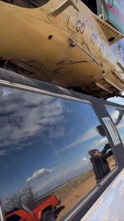 Блогер Евгений Чеботарев сбросил лимузин с ВЕРТОЛЁТА, который предварительно оформил в стиле Gucci.