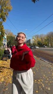 «Ждёшь, когда тебя выеб*т, да?»