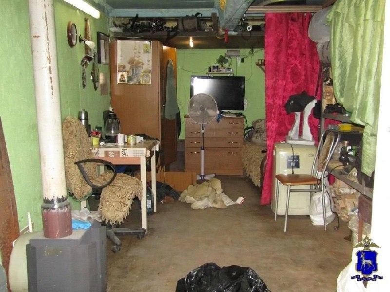 Женатый мужчина задушил любовницу в гараже из-за ссоры, а после расчленил её тело и выкинул в пакетах в водоём