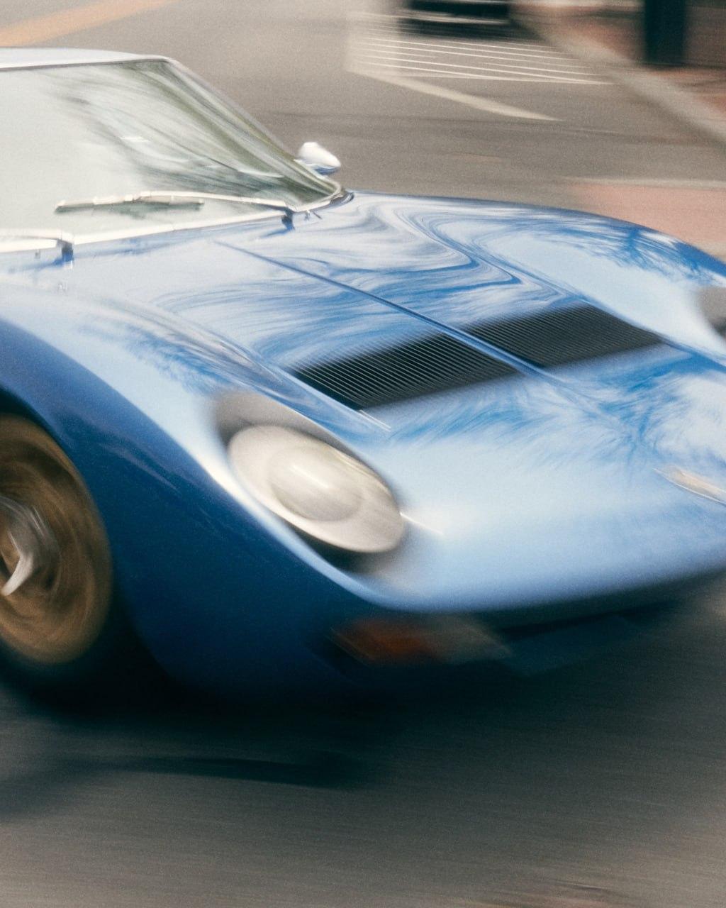 Lamborghini Miura теперь можно НОСИТЬ НА ШЕЕ — швейцарский бренд Formawerx превратил культовый суперкар в миниатюрный аксессуар.