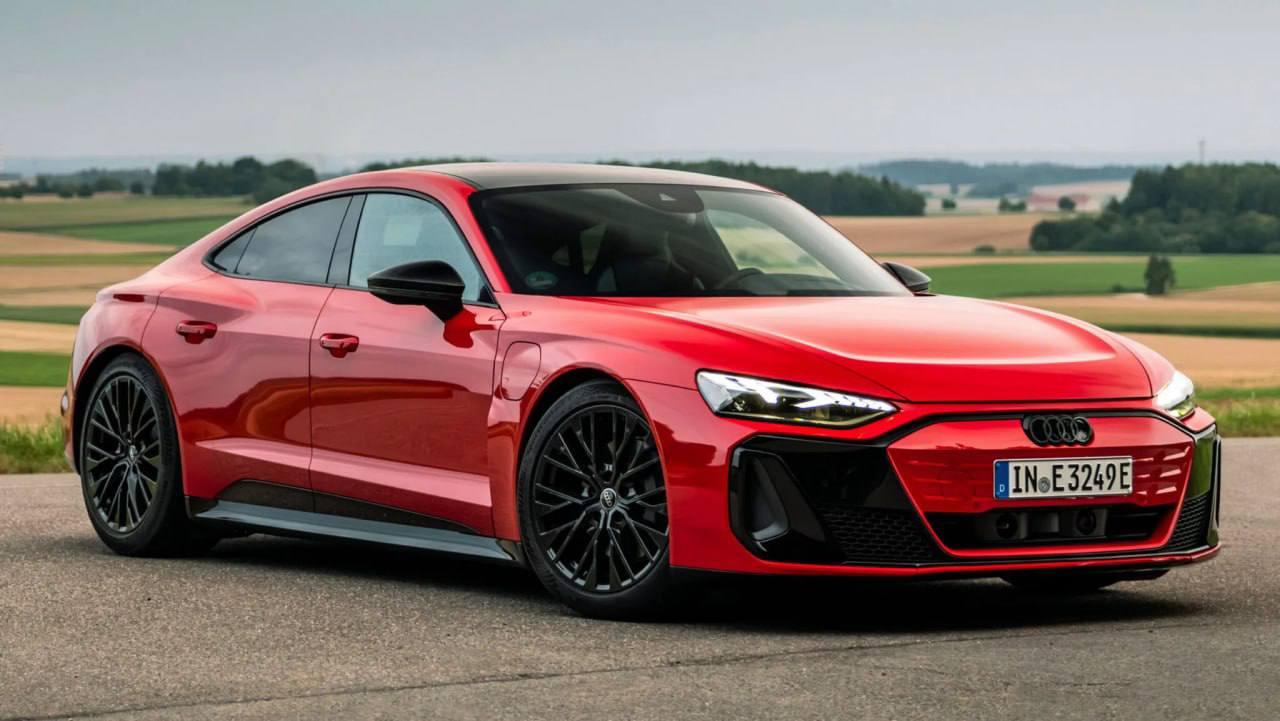 Audi запатентовала способ, как строить из «электричек» классические тачки с ДВС: немцы переносят шум, вибрации и даже запахи из бензиновой машины.