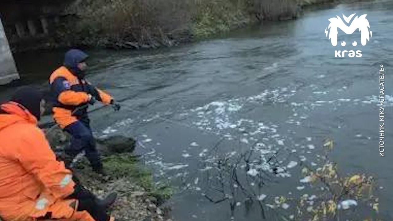 Отец и сын пропали во время рыбалки в Назарово. Предварительно, машина семьи...