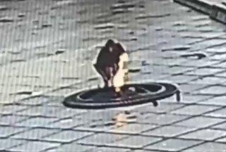 Калининградец поджёг цветы с братской могилы на Вечном огне