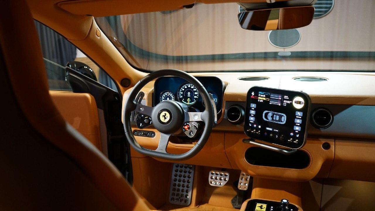 Первый электрический Ferrari Luce — появился благодаря СОВЕТУ Джеффа Безоса.