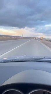 Фура слетела с дороги на глубоком обходе Красноярска. О пострадавших не...