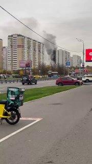 Троих детей и шестерых взрослых спасли из пожара в квартире на бульваре...