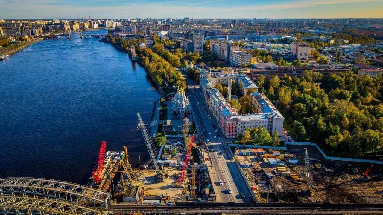 В Петербурге начали строить сразу два моста через Неву – временный и...