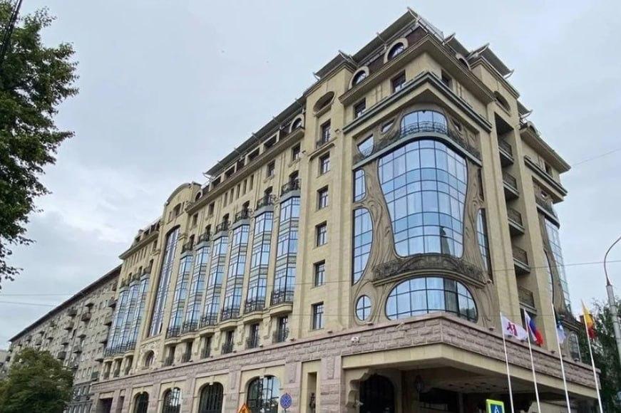 Задержан один из подозреваемых в стрельбе в отеле «Гранд Автограф» в Новосибирске