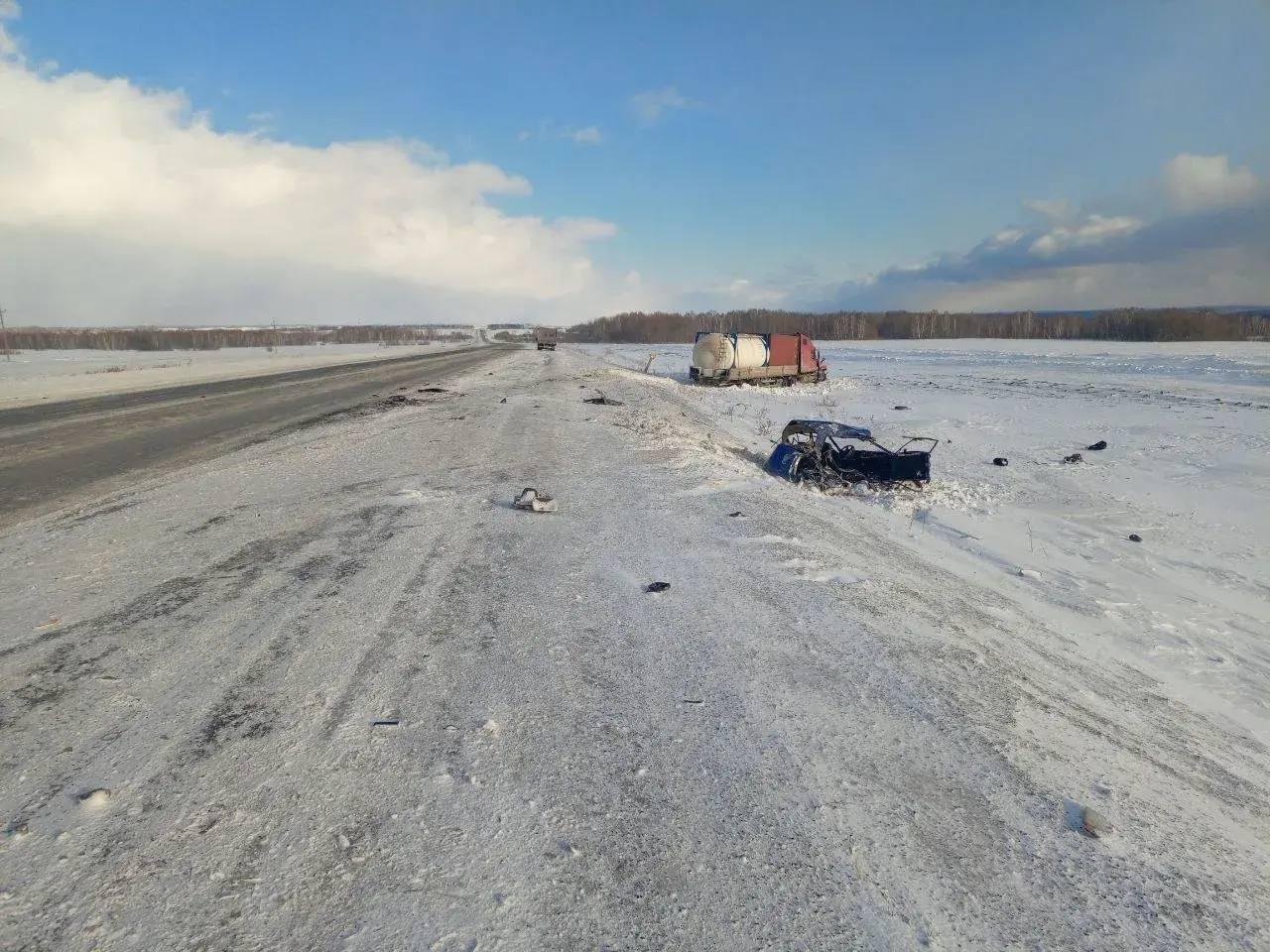 В Боготольском округе водитель осужден за совершение дорожно-транспортного происшествия, повлекшего по неосторожности смерть четырех человек, в том числе несовершеннолетнего