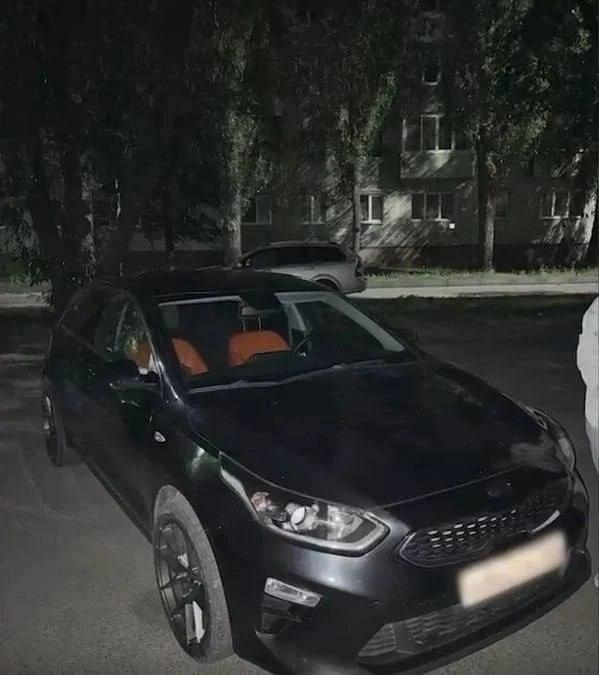 Конфликт из‑за парковки в Брянске закончился уничтожением авто