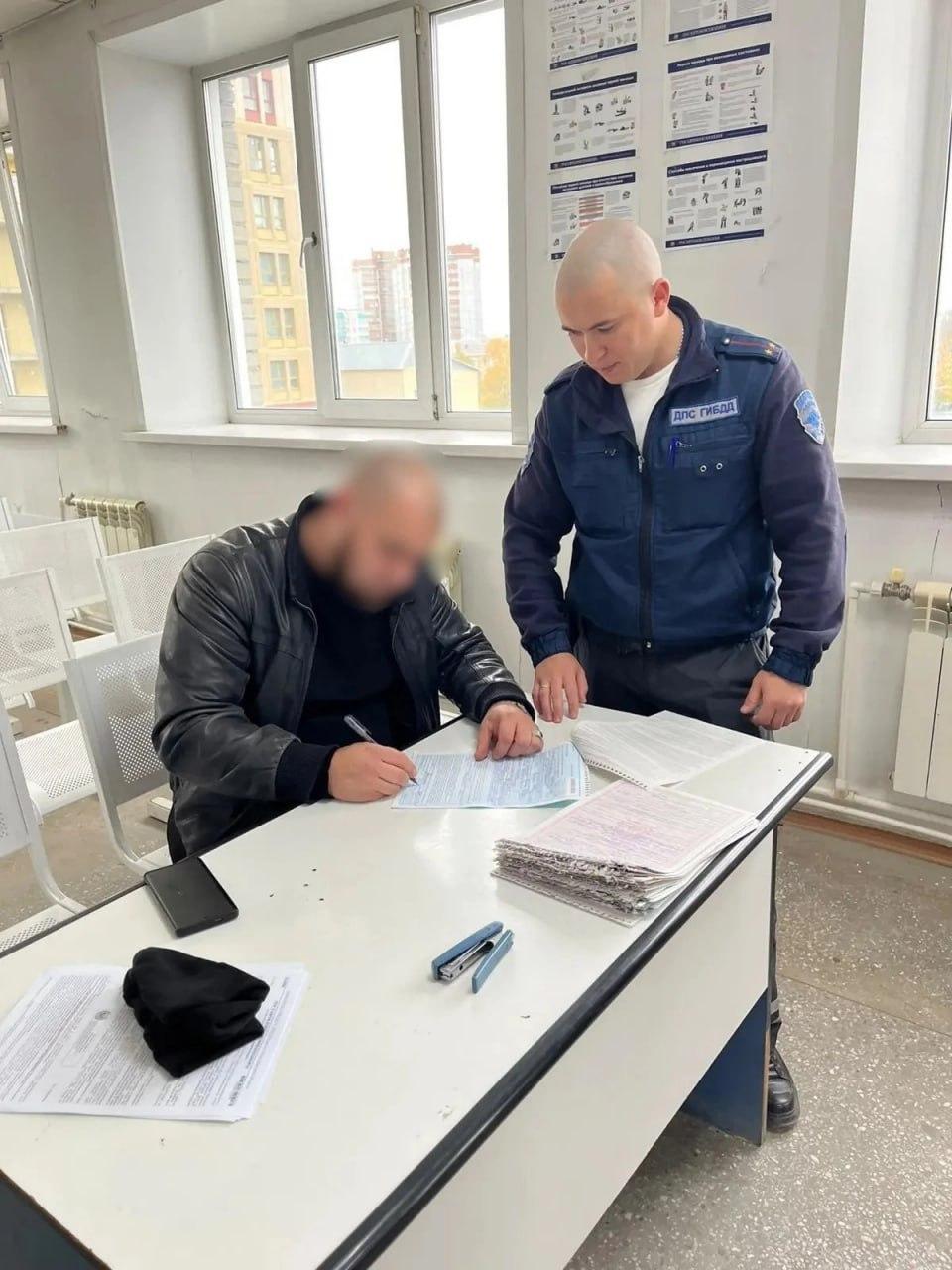Госавтоинспекция задержала злостного неплательщика штрафов 14 октября 2026...
