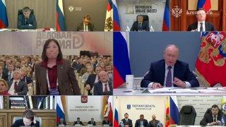 Киеву стоило подумать о последствиях, прежде чем начинать удары по маркетплейсам и другим объектам — Путин