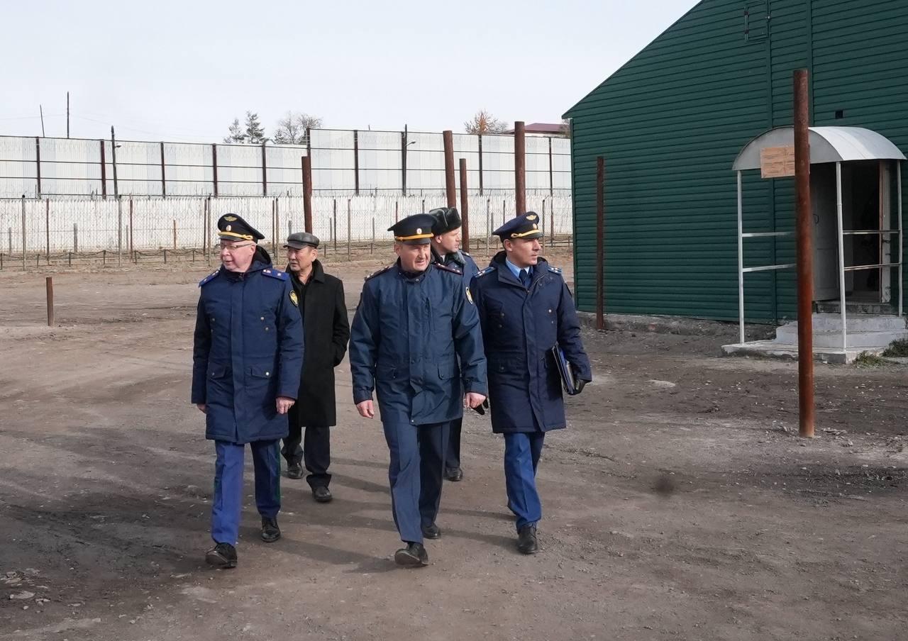 Прокурор Ботвинкин проверил состояние законности в ФКУ ИК-1 УФСИН России по Республике Тыва