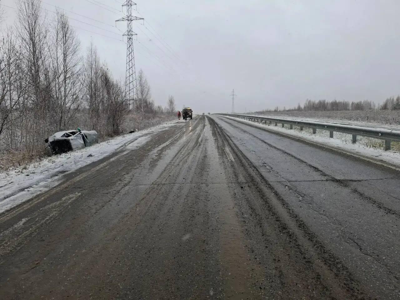 ДТП в Ачинском округе: водитель пострадал после съезда в кювет Сегодня утром...