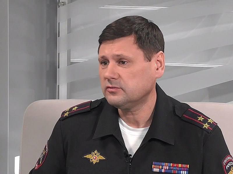 Экс-глава ГАИ Красноярского края получил 10 лет колонии за торговлю номерами