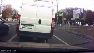 В Нижнем Новгороде туркмен решил «проучить» водителей и сбил случайного мотоциклиста