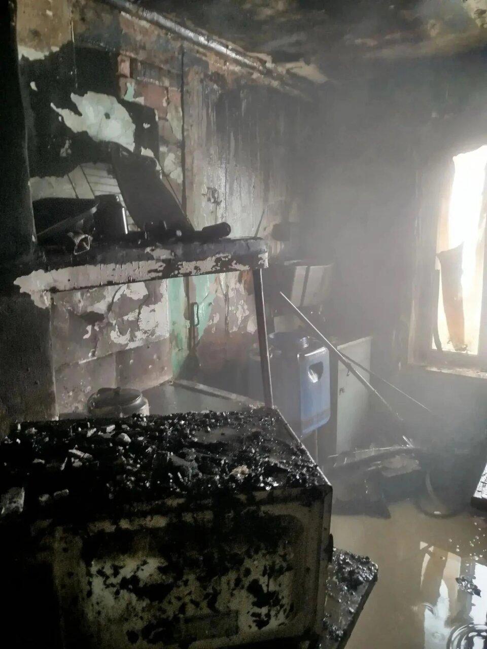 В Нижней Пойме на пожаре повреждён жилой дом Пожар произошёл накануне в...