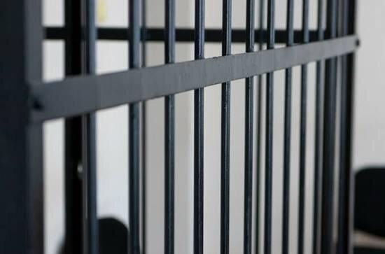В Иланском суд продлил арест несовершеннолетнему, обвиняемому в краже и...