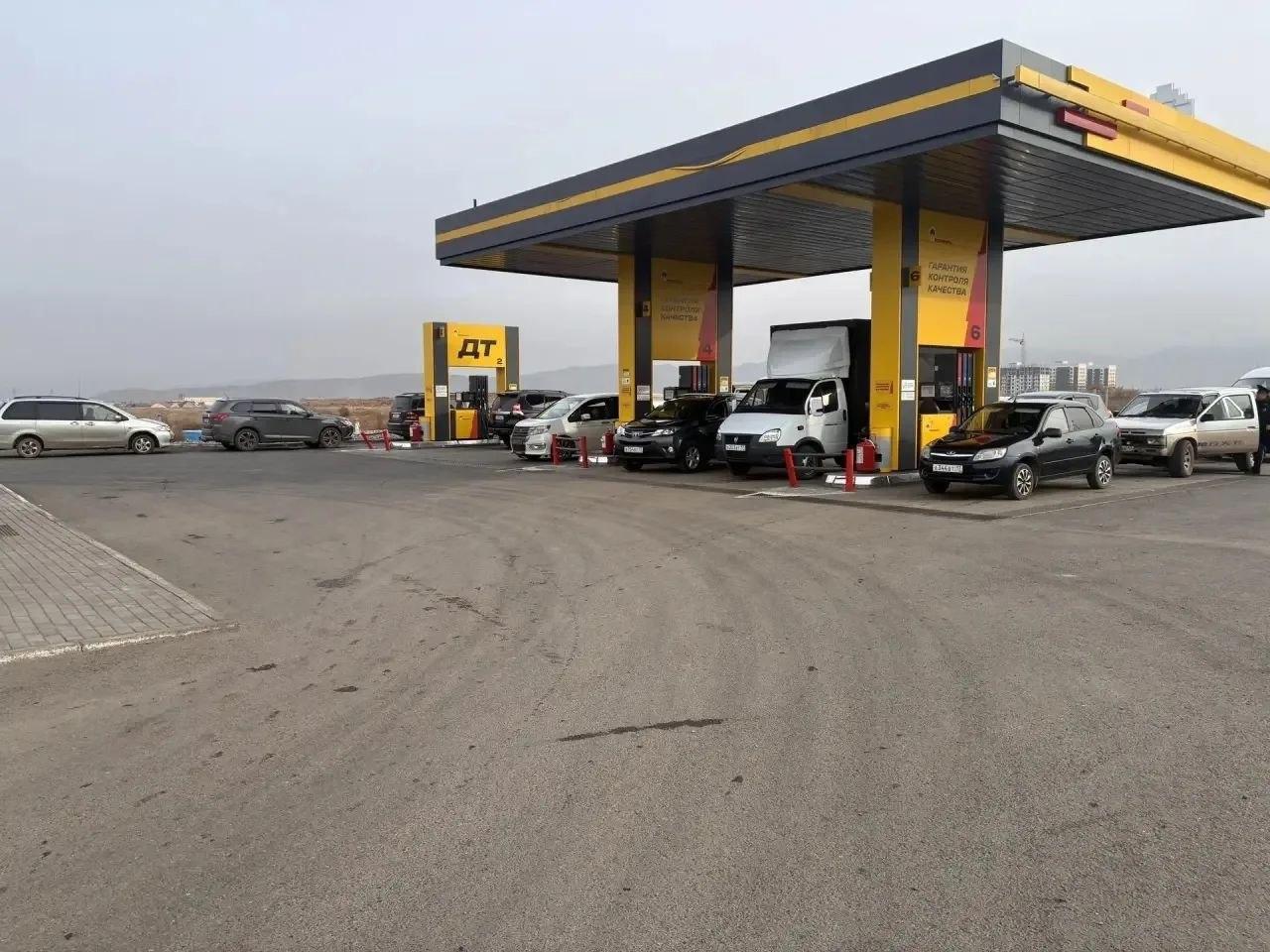 Полиция оценила обстановку и наличие топлива на АЗС