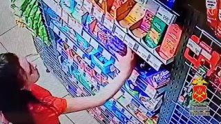 В Ленинске-Кузнецком серийная магазинная воровка украла продукты на 23 тысячи рублей