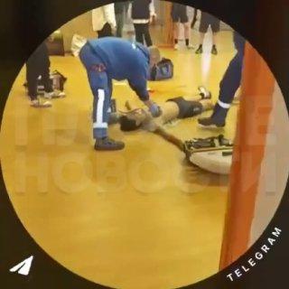 В Петербурге студент умер на физкультуре: преподаватель велел продолжать занятие после жалоб на самочувствие