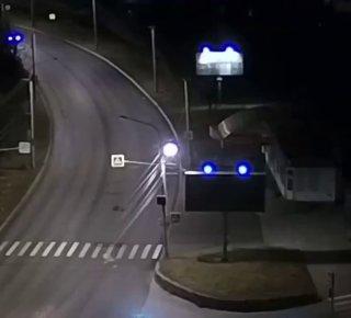 В Челябинской области неадекват избил незнакомца до потери сознания и положил его под машину