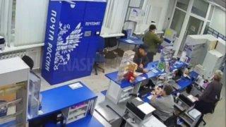 В Тюмени псих ударил девушку по лицу и угрожал ей изнасилованием