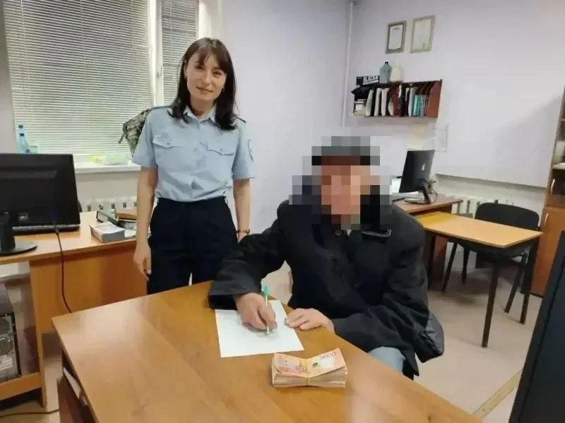 Красноярка взяла кредит для спасения сына, обманувшего пенсионера из Назарово...