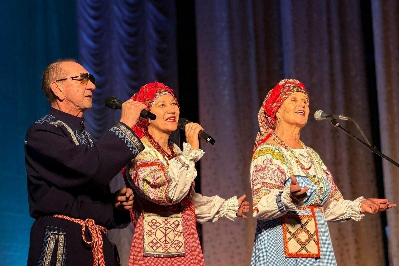 В Малиновском культурно-досуговом центре состоялся фестиваль народного...