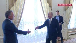 Владимир Путин проводит встречу с посланником Трампа Стивом Уиткоффом