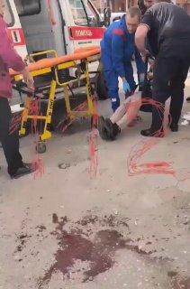 Пешеход с ножом напал на пенсионера полиции в Самаре.