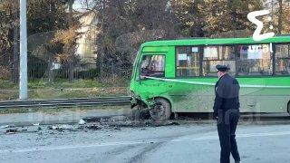 Выбитые зубы, переломы рук и сломанный позвоночник — последствия аварии для...