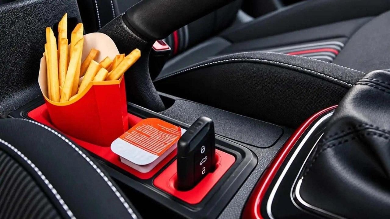 Skoda разрешила БЕСПЛАТНО печатать аксессуары для своих автомобилей на 3D-принтере — компания выложила готовые модели, разработанные собственными инженерами.