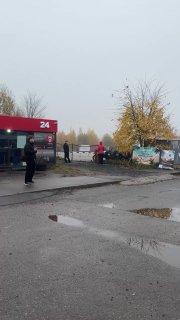 Судя по месту проведения, экзамен на выживание. Источник: 🤔 авто