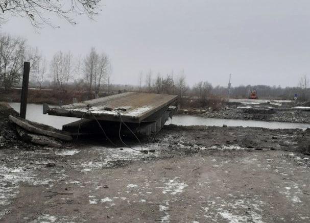 Наплавной мост сегодня снят с воды: скоро он отправится зимовать на базу АО...