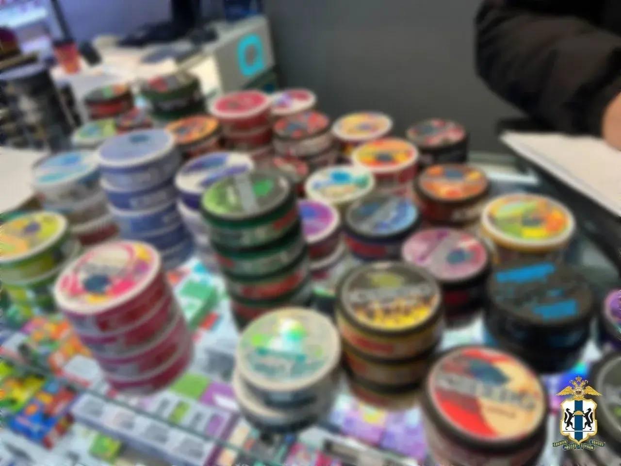 В Новосибирске полицейские пресекли реализацию контрафактной табачной продукции