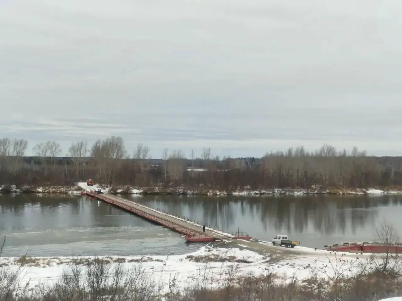 В Большом Улуе приступили к демонтажу наплавного моста С сегодняшнего дня...