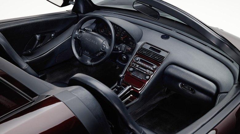 Машину Тони Старка из «Мстителей» выставили на аукцион — редчайшую Acura NSX Roadster теперь может купить любой желающий.