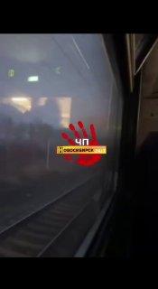 Опубликованы кадры пожара в электричке, которая опоздала на 7 часов