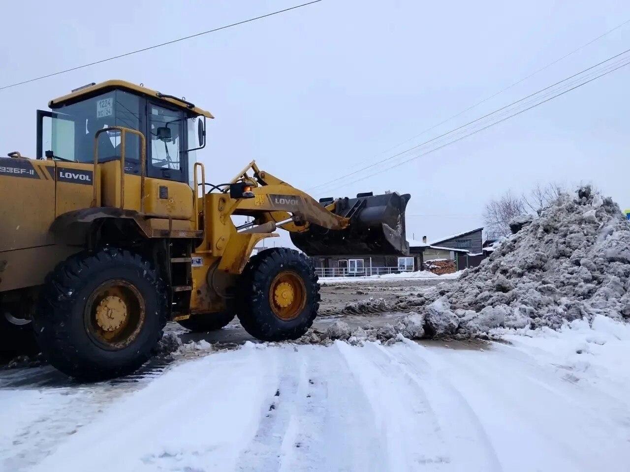 В Иланском коммунальные службы работают в усиленном режиме Из-за затяжного...