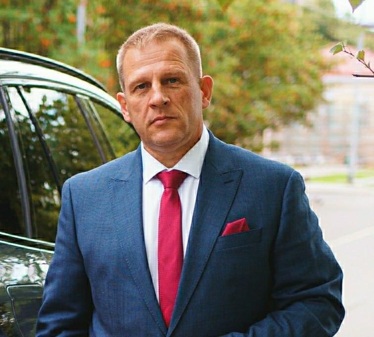 Архангельский чиновник посоветовал жительнице кричать в холодильник в ответ...