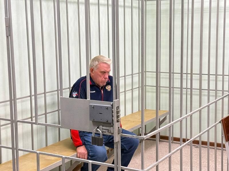 Бывшего мэра Назарово Владимира Саара отправили в колонию за взятки на 5,6...