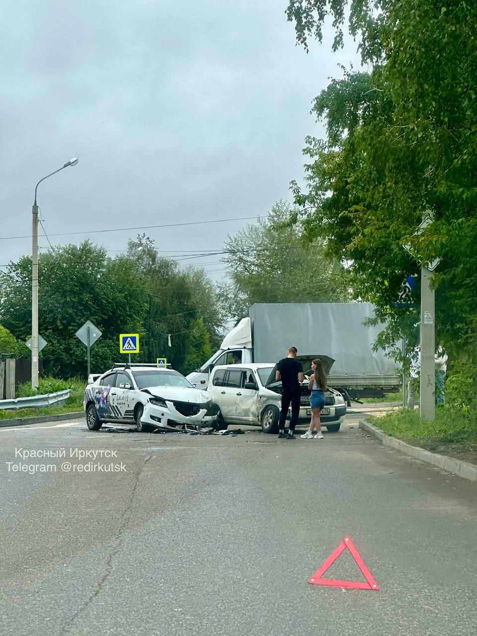 Один из самых аварийных перекрёстков в Иркутске —...