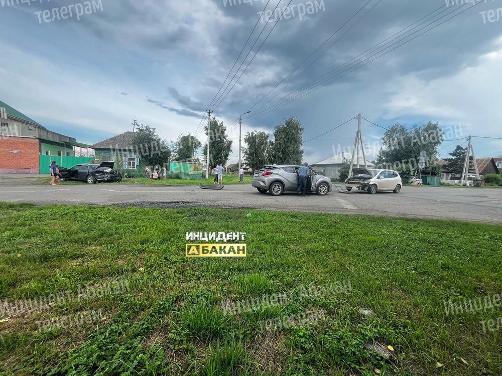 ДТП на перекрёстке ул. Цукановой - Железнодорожная,...