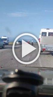 Авария на выезде из Новоенисейки. Столкнулись три машины....