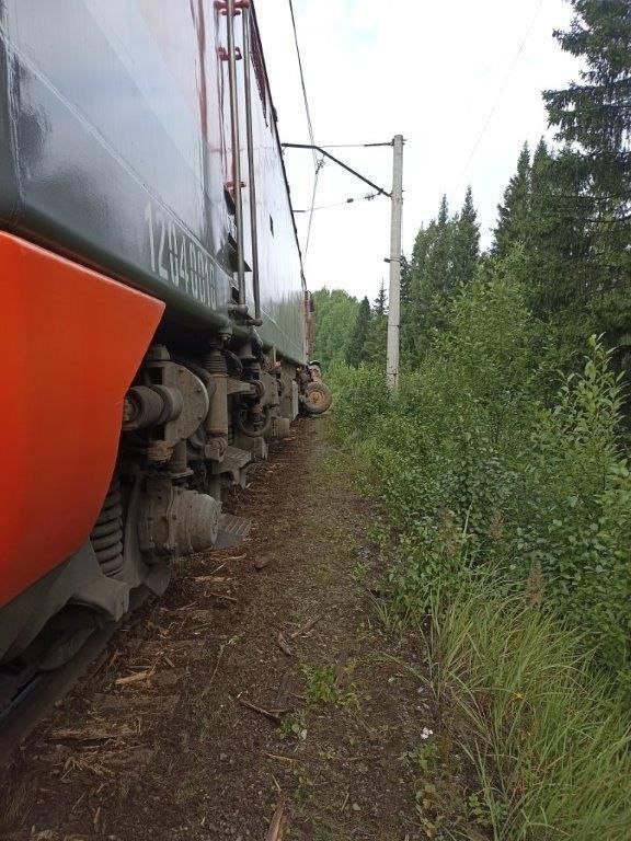 Авария с пассажирским поездом произошла в Пермском крае