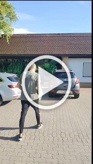 У второго авто явно функциональнее ???? 